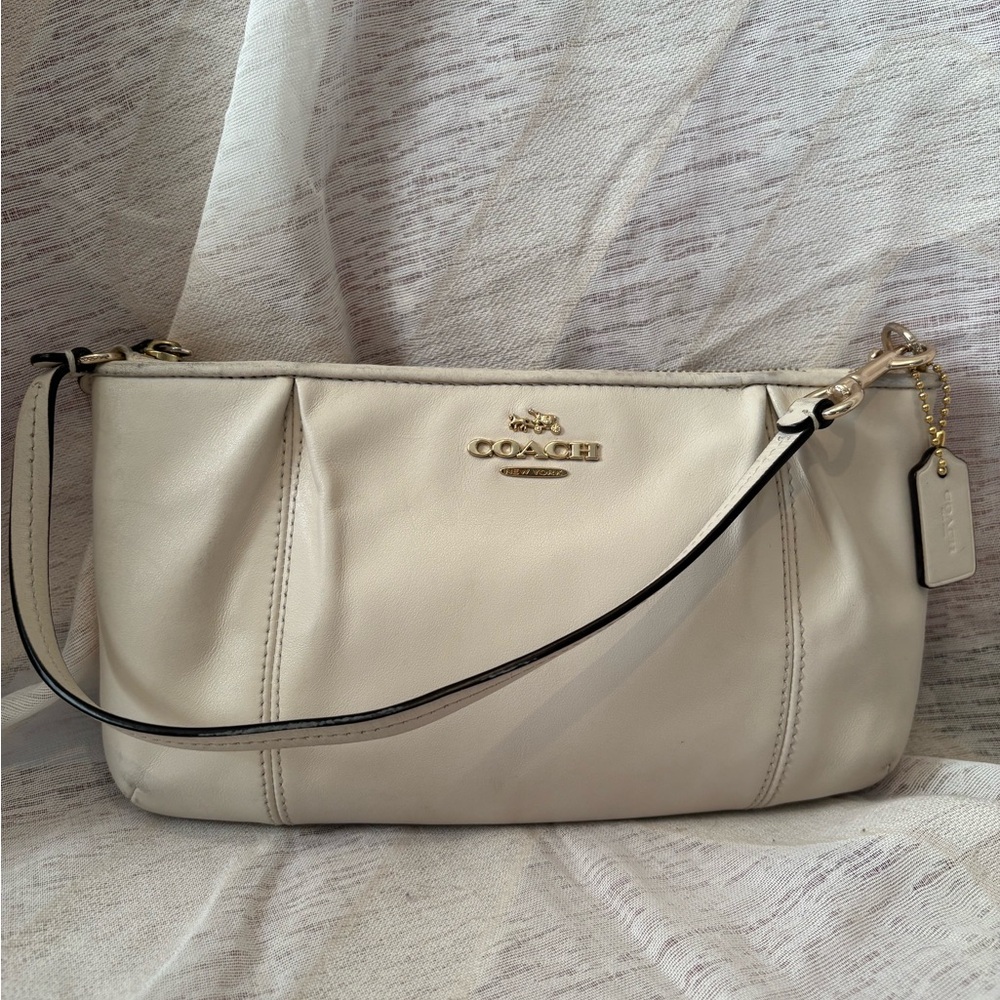 Coach Cream Leather Wristlet Clutch with Gold Hardware